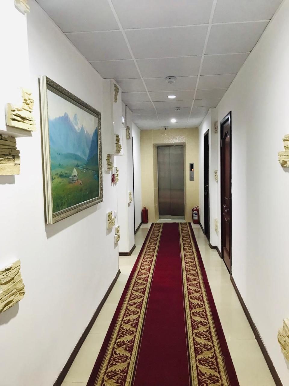 Hotel Altyn-adam 3*
