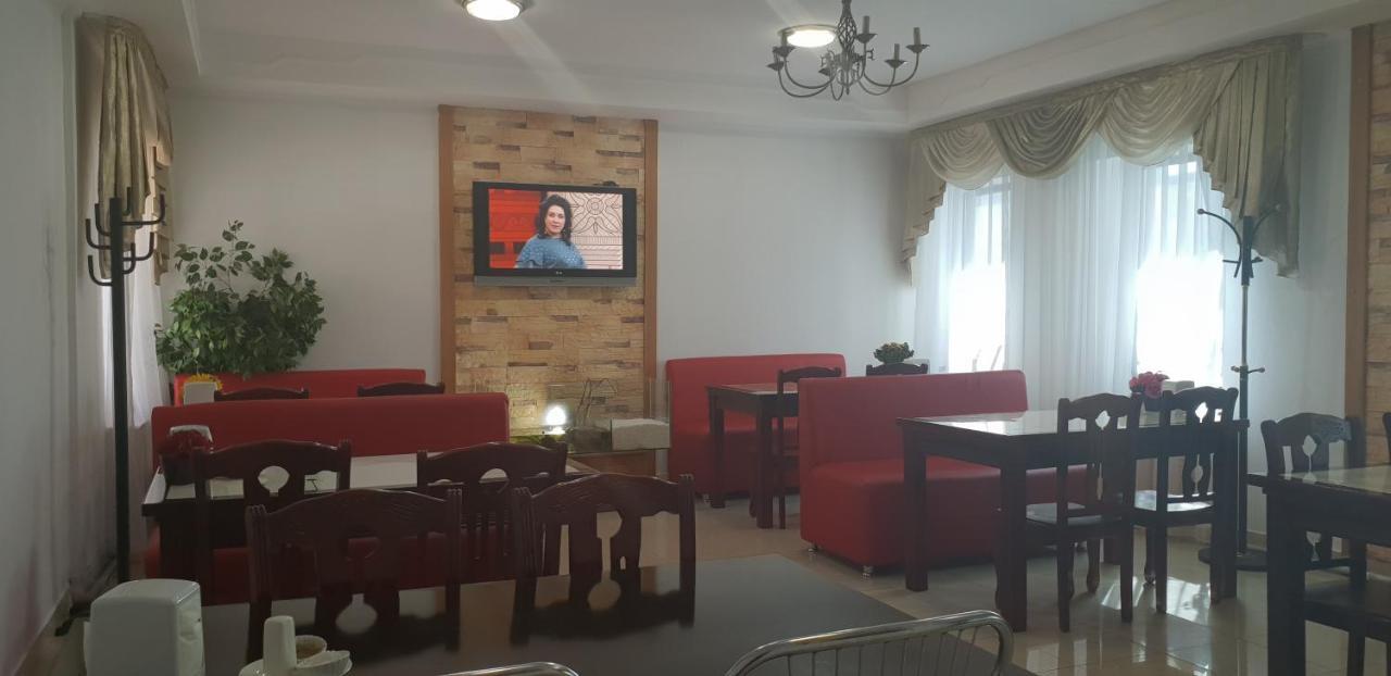 Altyn-adam 3*